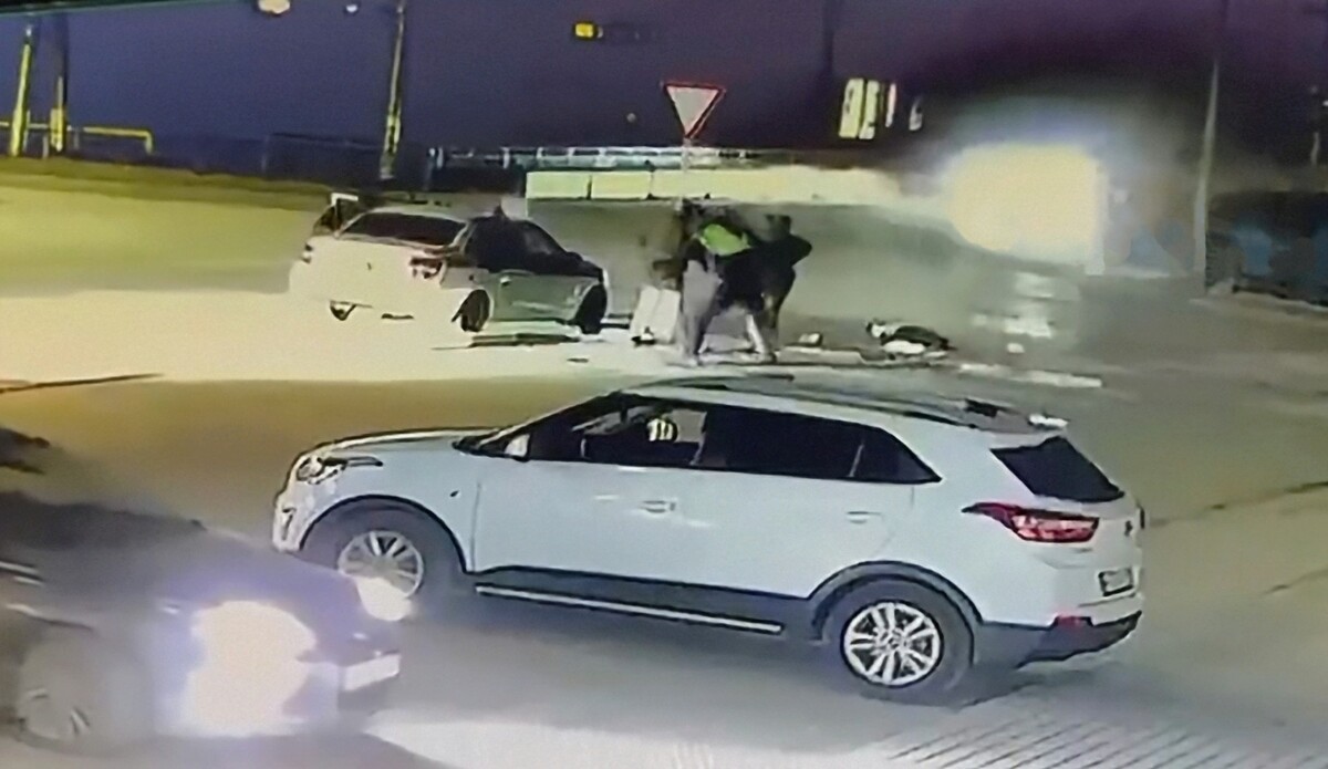 Нападение на силовиков в Ачхой-Мартане. 7 апреля 2025 г. Скриншот видео https://t.me/niysoo/20069
Удали