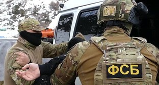 Сотрудники ФСБ во время задержания. Фото: ФСБ России
