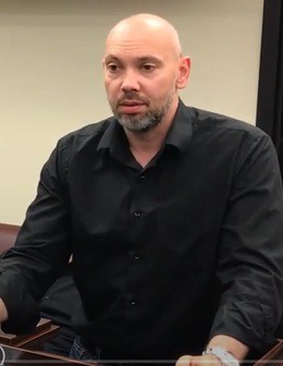 Адвокат Тимур Филиппов. Фото: скриншот видео YouTube https://www.youtube.com/watch?v=YUHU9PhLUA8