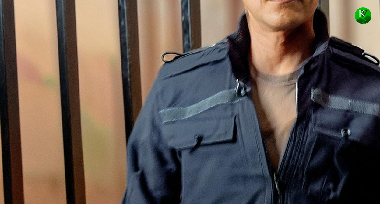 Мужчина в колонии. Иллюстрация создана "Кавказским узлом" с помощью ИИ в программе Photoshop