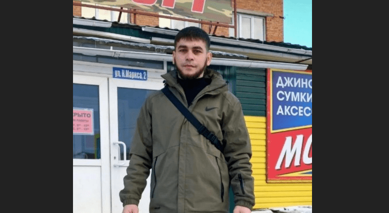 Беслан Апсов. Скриншот фото из Telegram-канала администрации Абазинского района от 23.05.25, https://t.me/abazinskii_raion/9671.