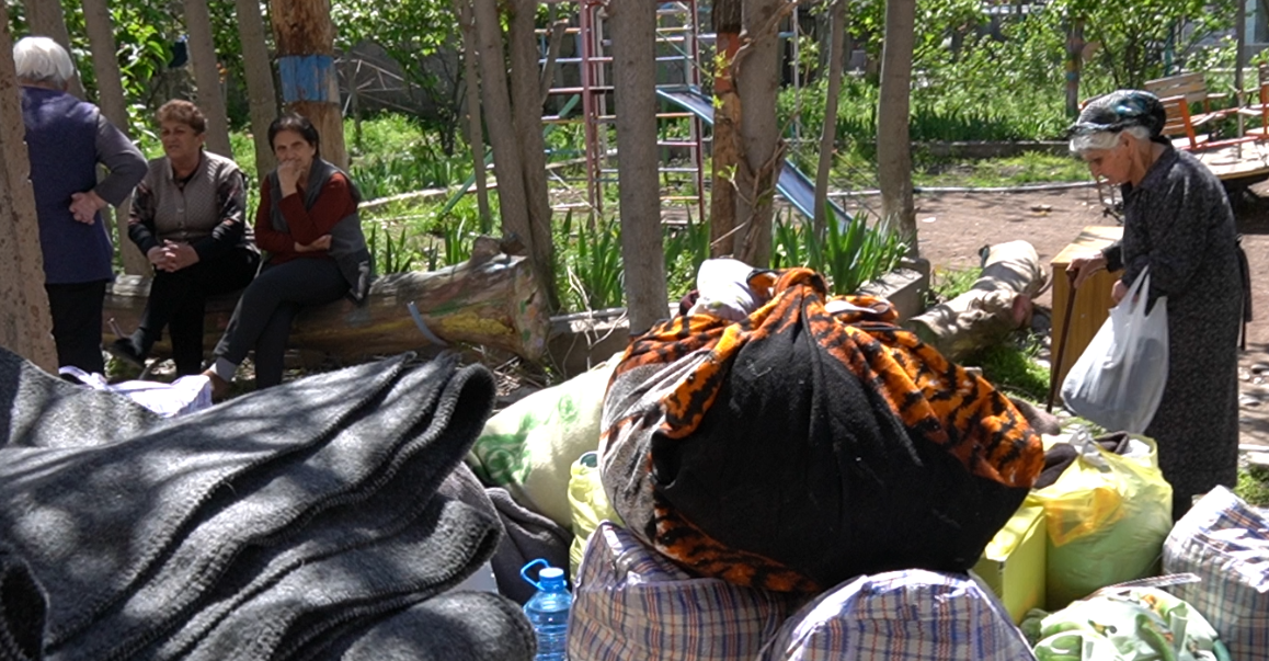 Карабахские беженцы. Фото Алвард Григорян для "Кавказского узла".