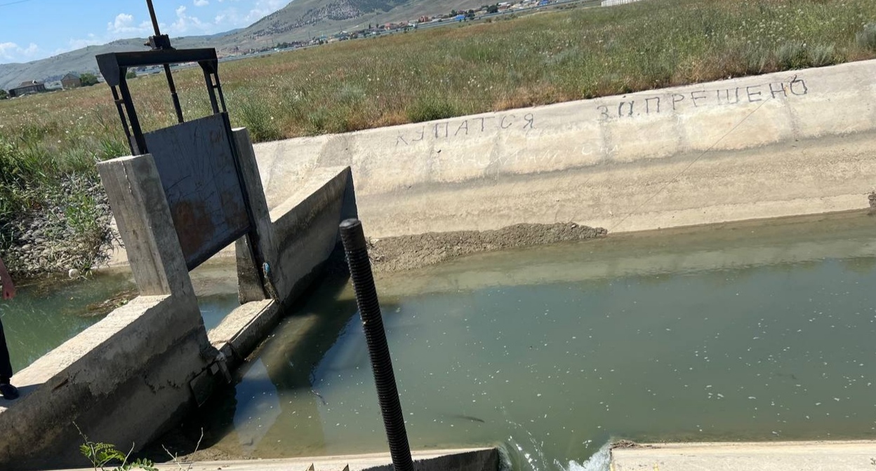 Канал имени Октябрьской революции. Фото: ФГБУ "Управление "Дагмелиоводхоз" https://t.me/kor_dagmelio/