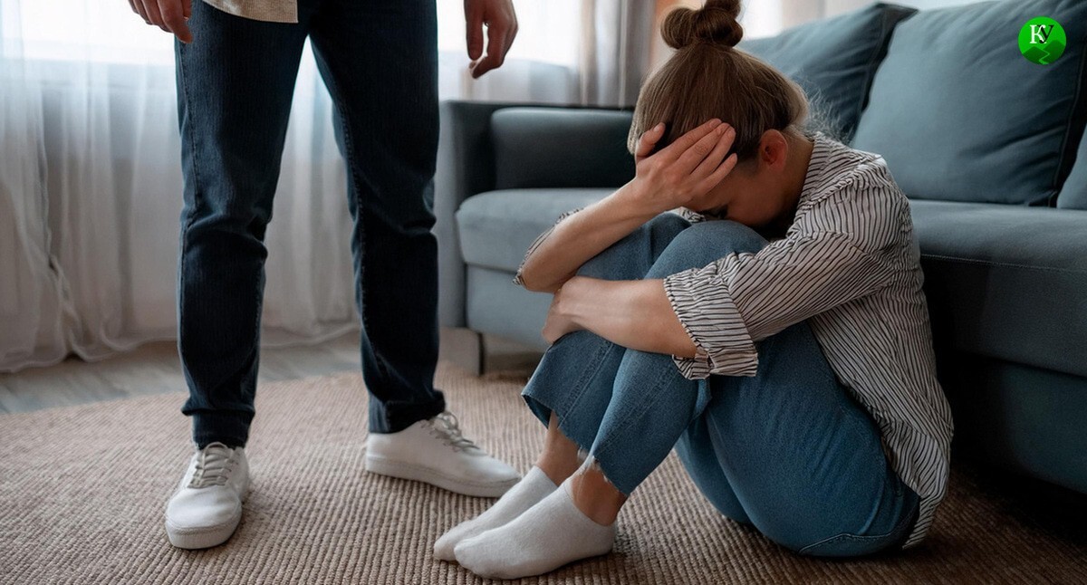 Домашнее насилие. Иллюстрация создана "Кавказским узлом" с помощью ИИ в программе Photoshop