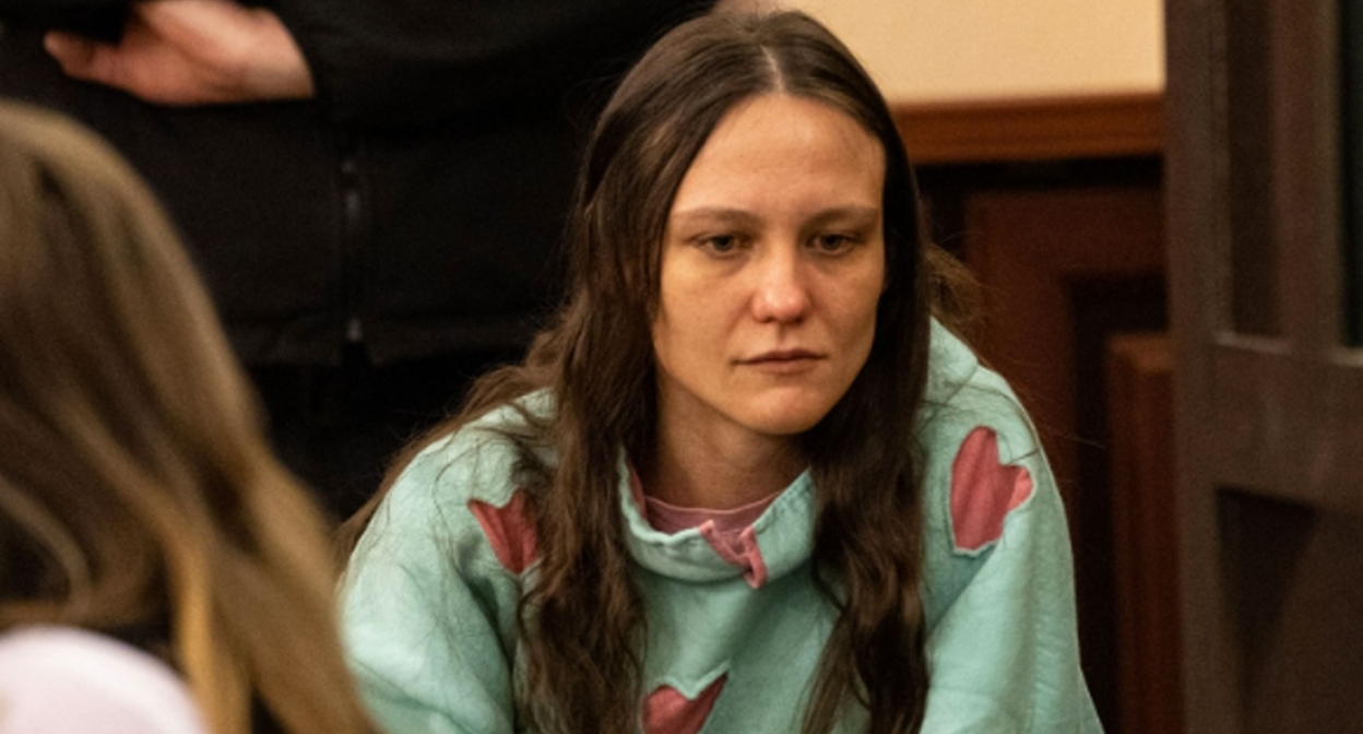 Анастасия Зиновкина в суде. Фото: Mindia Gabadze / Publika