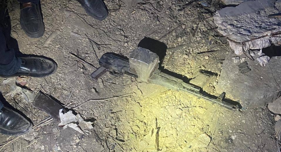 Оружие, из которого, как считают следователи, был застрелен Володя Григорян. Фото: Следственный комитет Армении https://t.me/committeearm/740