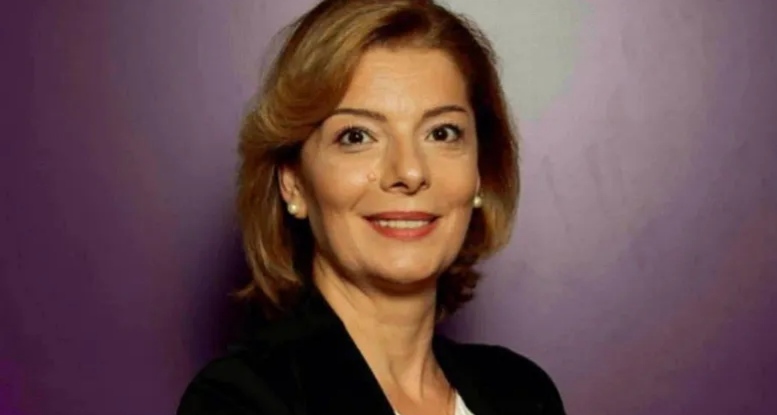 Русудан Тевзадзе. Фото: "Интерпрессньюс" https://www.interpressnews.ge/ka/article/852918-rusudan-tevzaze-acxadebs-rom-uars-ambobs-parlamentis-mandatze-da-tovebs-partias-gaxaria-sakartvelostvis