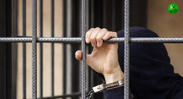 Подросток в зале суда. Иллюстрация создана "Кавказским узлом" при помощи ИИ в программе Copilot