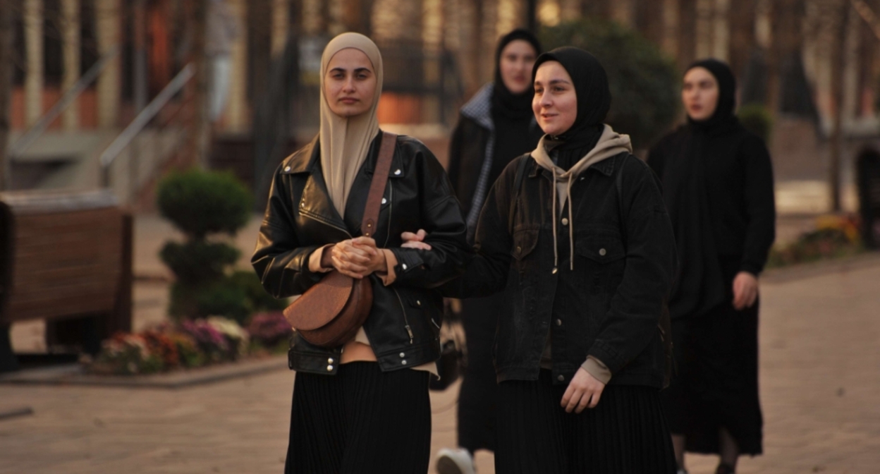 Жители Грозного. Фото: Ризван Расуев ИА "Грозный-информ" https://www.grozny-inform.ru/