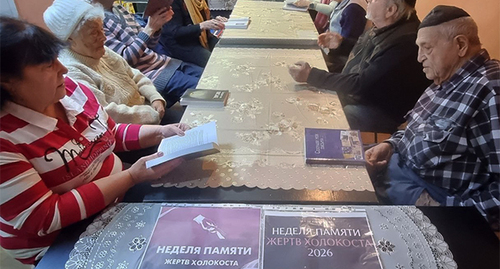 В Кисловодске местная еврейская национально-культурная автономия провела встречу. Фото: https://fenka.online/news/v-kislovodske-v-eti-dni-prohodit-tsikl-meropriyatij-v-ramkah-nedeli-pamyati-zhertv-holokosta/