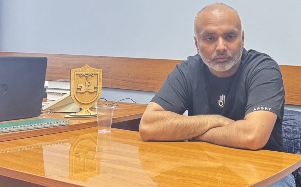 Кулдип Сингх. Скриншот фото СГБ Абхазии от 26.01.26, https://sgb.apsny.land/news/item/122-grazhdanina-velikobritanii-vydvorili-s-territorii-abkhazii