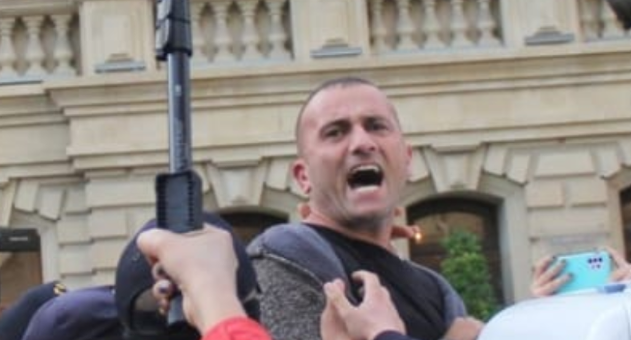 Анар Гусейнов. Скриншот фото с его страницы в соцсети https://www.facebook.com/photo/?fbid=426011800101283&set=a.426011833434613 (деятельность компании Meta, владеющей соцсетью, запрещена в России).