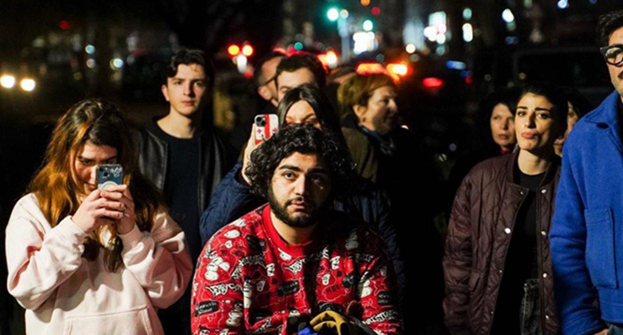 Акция протеста студентов Сухумского госуниверситета. Тбилиси, 16 февраля 2026 г. Фото: NEWS.On.ge https://t.me/Tbilisi_life/44842