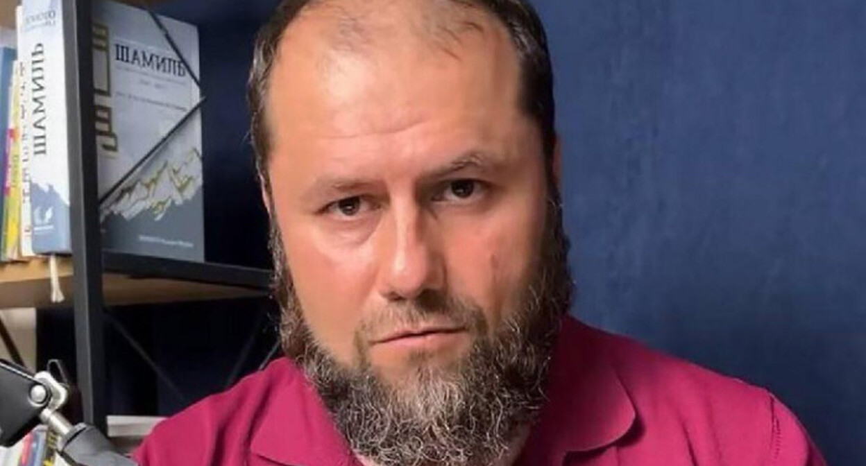 Абакар Абакаров. Стоп-кадр видео YouTube-канала "Утро Дагестан" от 3 октября, https://www.youtube.com/shorts/H24FBbco_7A