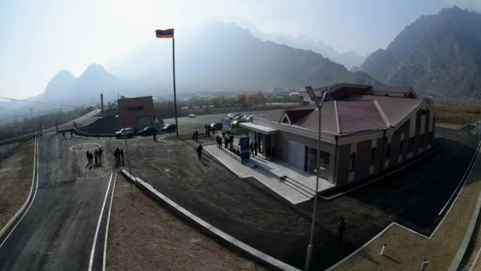 КПП "Агарак". Скриншот фото bm.ge? https://bm.ge/ru/news/armeniia-polnostiu-vziala-pod-kontrol-pogranicnyi-punkt-agarak-na-granice-s-iranom