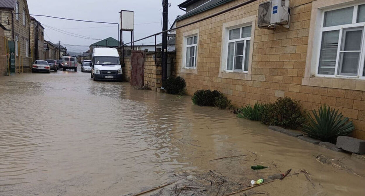 Наводнение в Махачкале. Фото: МЧС России