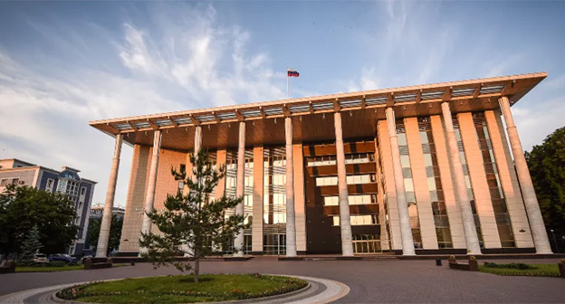 Краснодарский краевой суд. Фото Елены Синеок, Юга.ру Краснодарский краевой суд. Фото Елены Синеок, Юга.ру