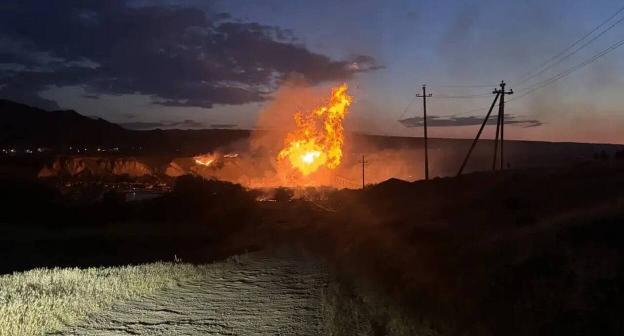 Пожар на газопроводе близ Кизилюрта. Фото: прокуратура Дагестана / Telegram