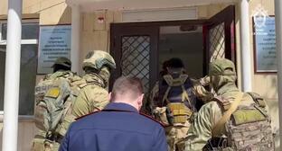 Обыск в Минприроды Дагестана. Фото: официальный канал СК России в Max