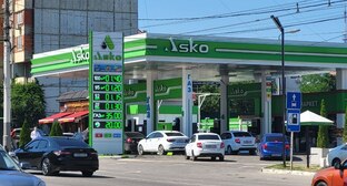 Цена бензина на АЗС "Аско" повысилась на 10 рублей между 8 и 10 июля. Фото корреспондента "Кавказского узла". 