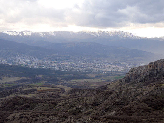 Панорама г.Степанакерта. Вид с с.Гаров Аскеранского района. Панорама г.Степанакерта. Вид с с.Гаров Аскеранского района.
