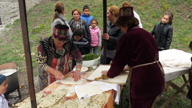 Какой праздник в Карабахе без женгелов аца...
