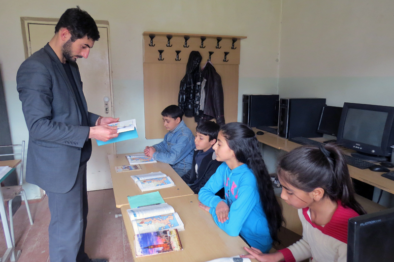 Урок истории. 6 класс. Преподаватель Владимр Романович Долуханян.