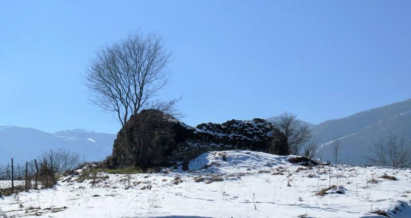 Церковь Пткатах (17 в.). Гадрутский район. Церковь Пткатах (17 в.). Гадрутский район.